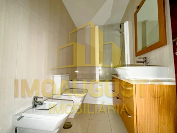 Apartamento T2 para Arrendamento em Guarda