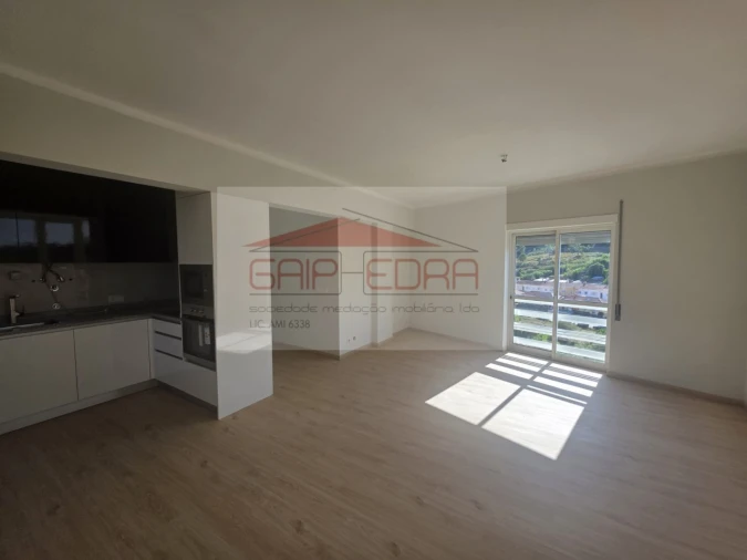 Apartamento T1 para Venda em Alcobaça e Vestiaria Foto 3