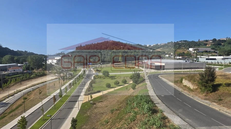 Apartamento T1 para Venda em Alcobaça e Vestiaria