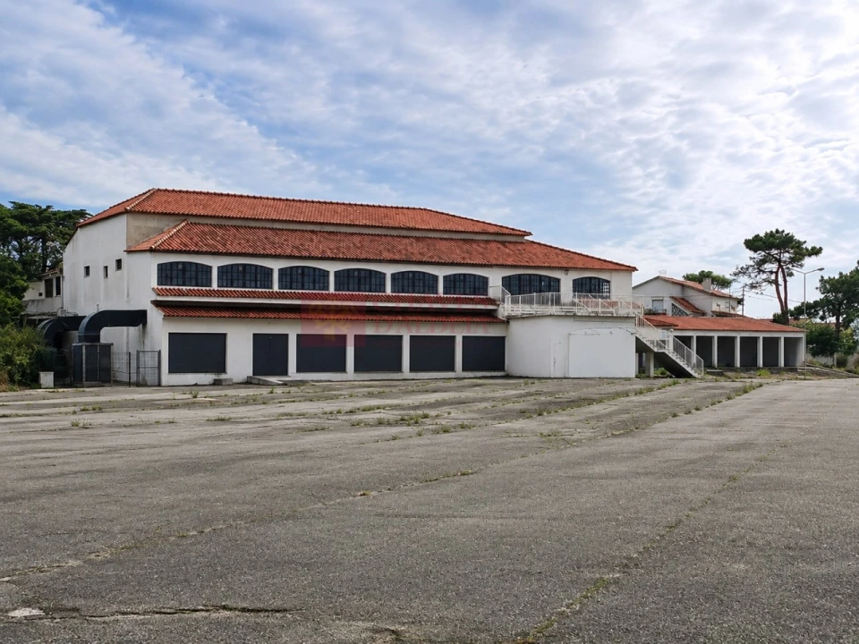 Loja para Venda em Ericeira Foto 1