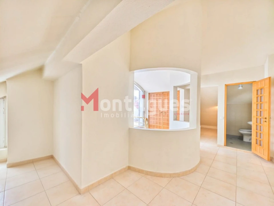 Moradia T4 para Venda em Parque das Nações Foto 33