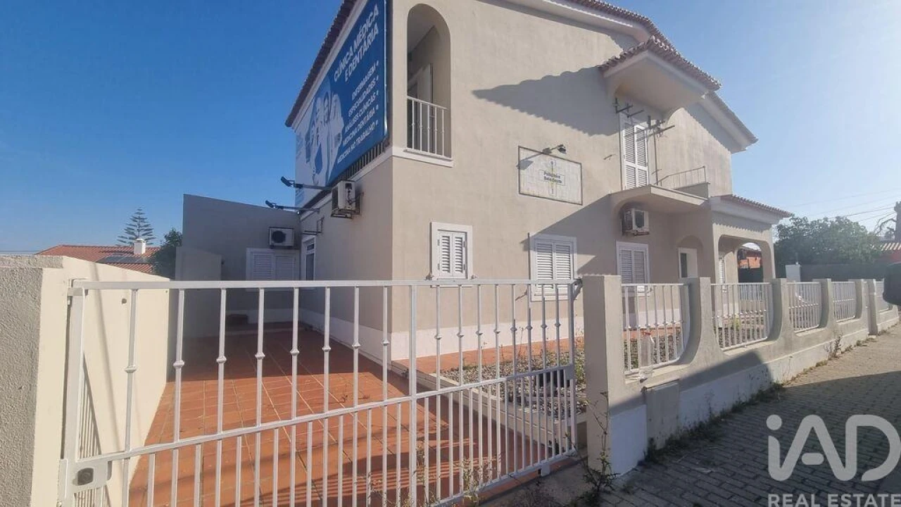 Moradia T2 para Venda em Azeitão (São Lourenço e São Simão) Foto 1
