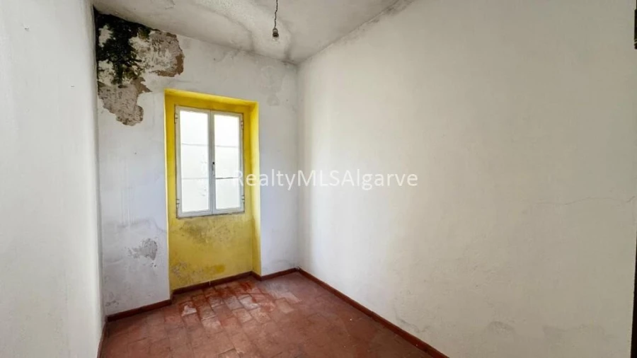 Moradia T12 para Venda em Faro (Sé e São Pedro) Foto 9