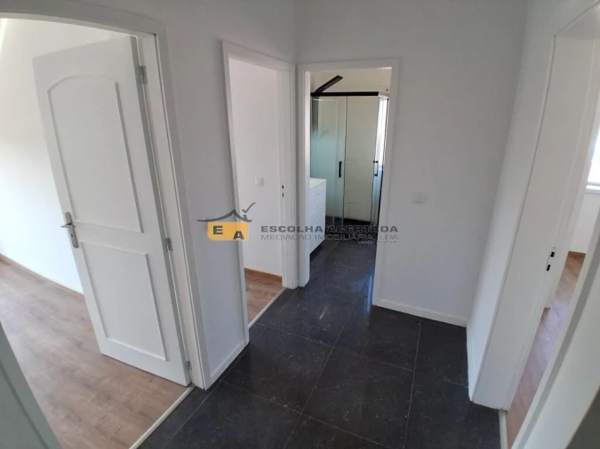 Apartamento T3 para Venda em Fânzeres e São Pedro da Cova Foto 9
