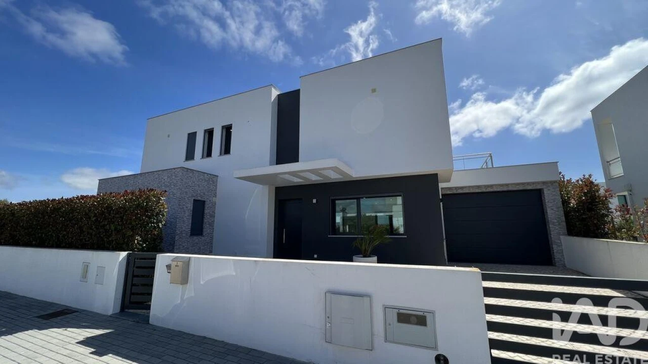 Moradia T4 para Venda em Carvalhal Foto 28