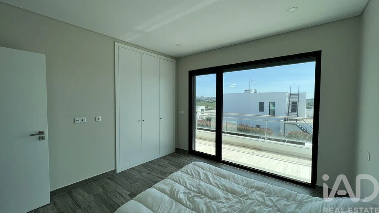Moradia T4 para Venda em Carvalhal Foto 19