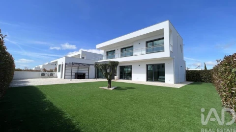 Moradia T4 para Venda em Carvalhal