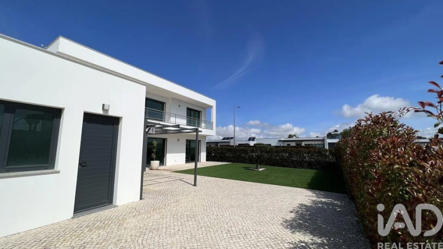 Moradia T4 para Venda em Carvalhal Foto 27