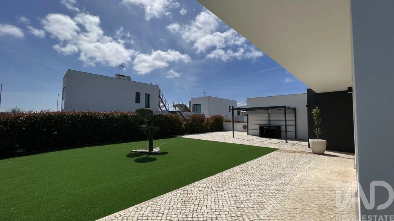 Moradia T4 para Venda em Carvalhal Foto 25