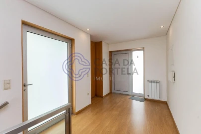 Moradia T3 para Venda em Gulpilhares e Valadares