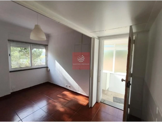 Apartamento T1 para Venda em Benfica Foto 3