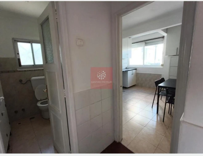 Apartamento T1 para Venda em Benfica Foto 8