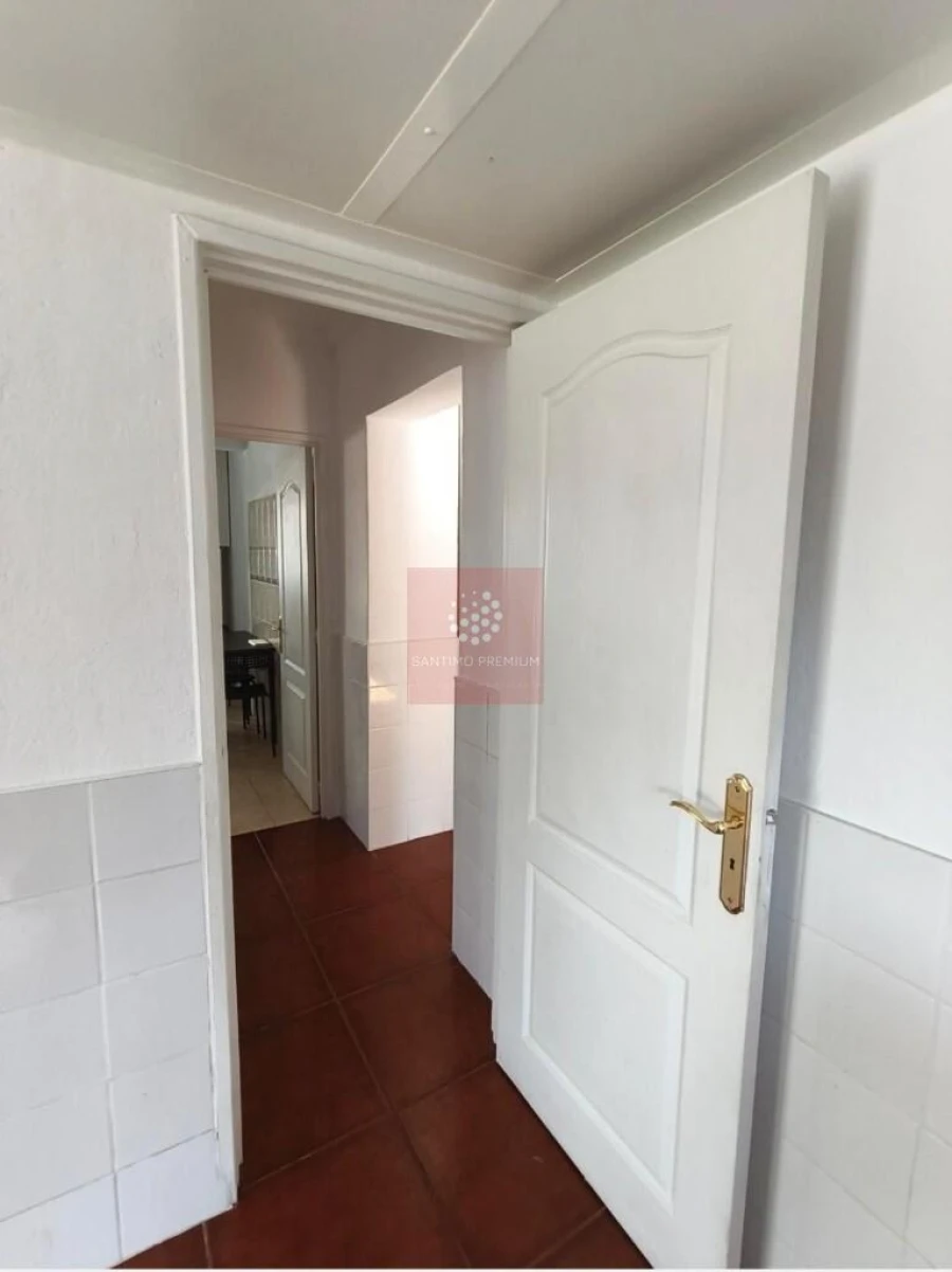 Apartamento T1 para Venda em Benfica Foto 6
