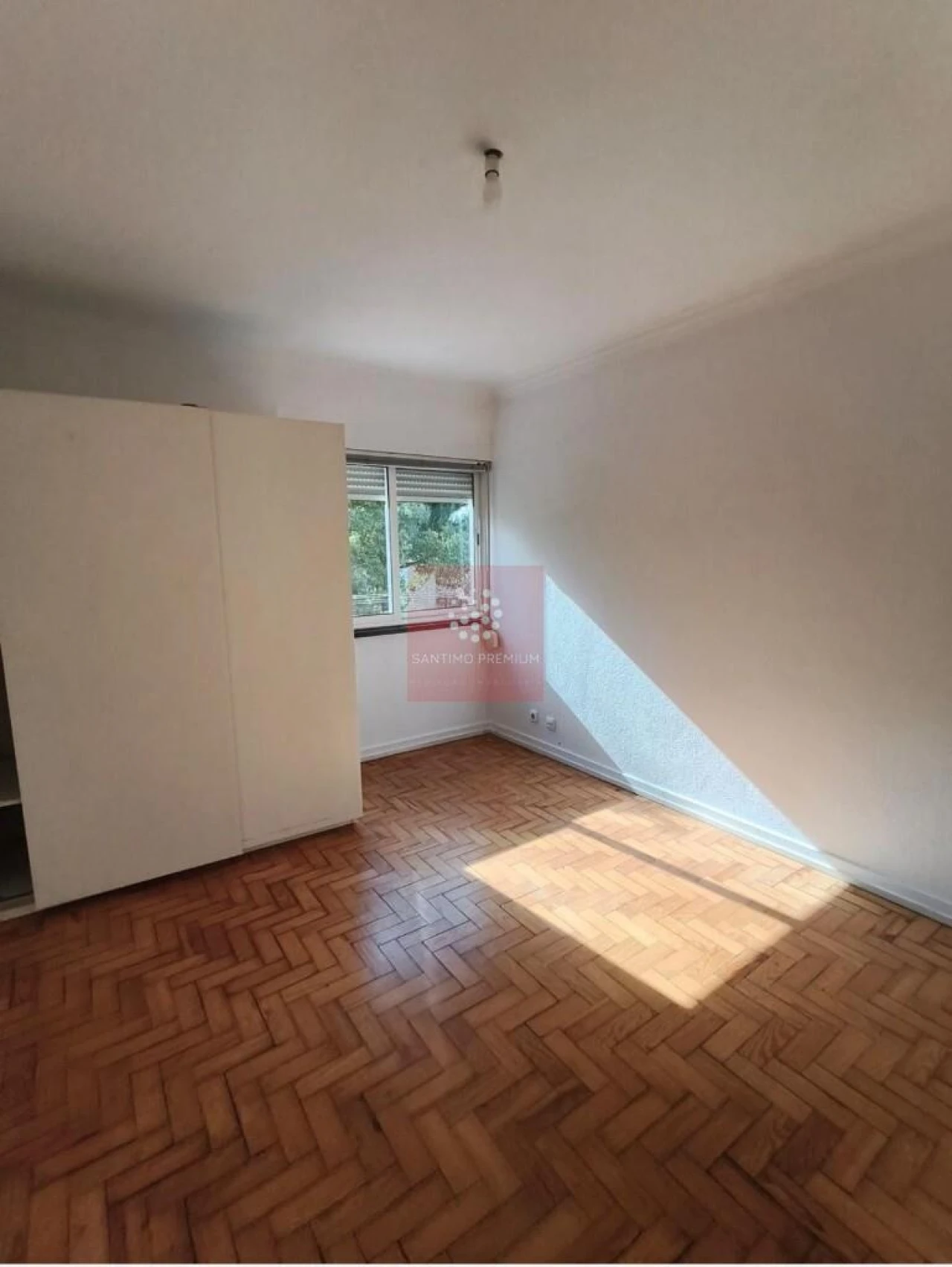 Apartamento T1 para Venda em Benfica Foto 4
