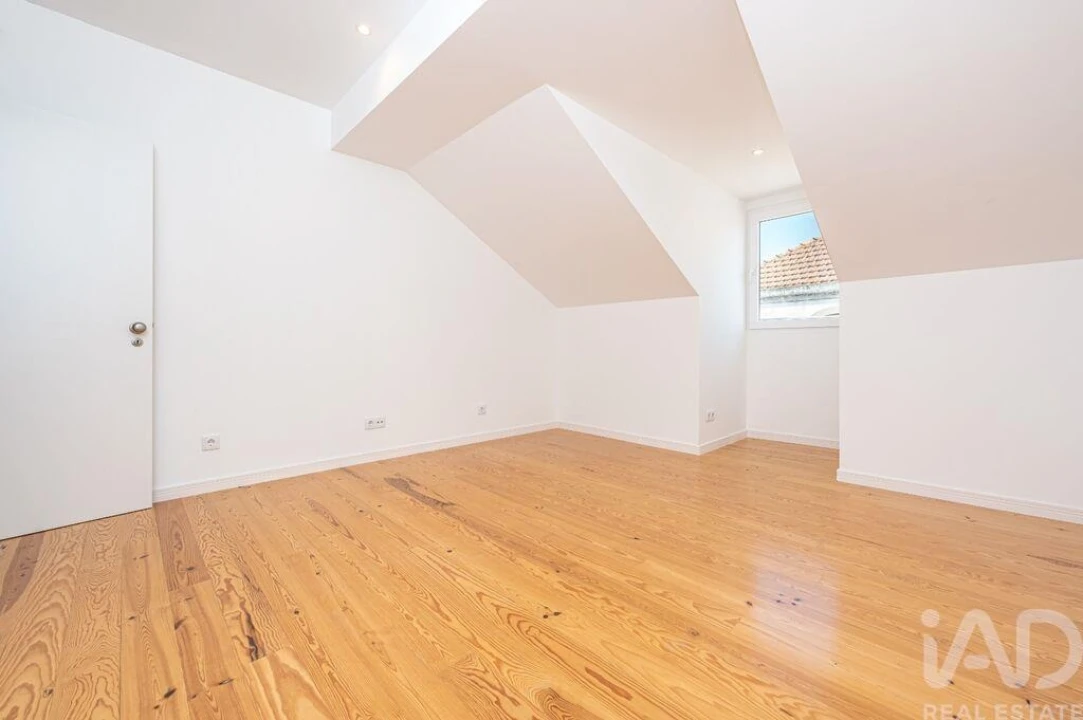 Apartamento T2 para Arrendamento em Oeiras e São Julião da Barra, Paço de Arcos e Caxias Foto 14
