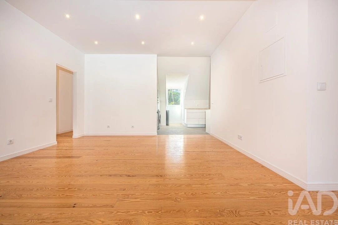 Apartamento T2 para Arrendamento em Oeiras e São Julião da Barra, Paço de Arcos e Caxias Foto 3