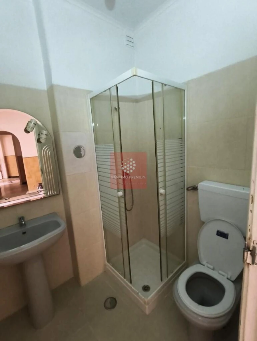Apartamento T3 para Venda em Venteira Foto 8