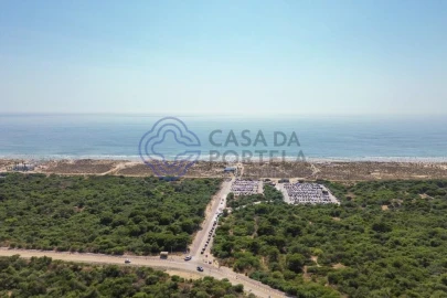 Moradia T3 para Venda em Charneca de Caparica e Sobreda