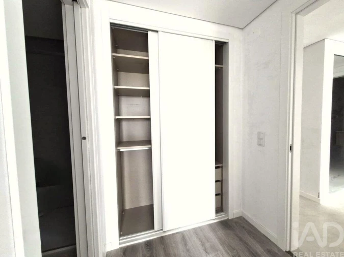 Apartamento T2 para Venda em Palmela Foto 9