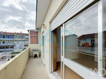 Apartamento T2 para Arrendamento em Rio Tinto
