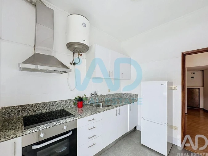 Apartamento T2 para Arrendamento em Rio Tinto Foto 6
