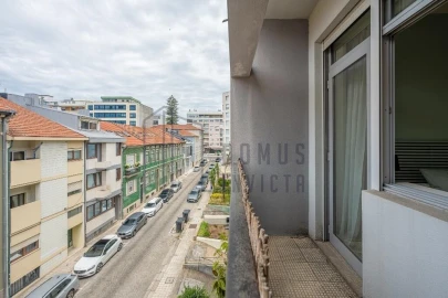 Apartamento T2 para Venda em Lordelo do Ouro e Massarelos