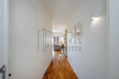 Apartamento T2 para Venda em Lordelo do Ouro e Massarelos