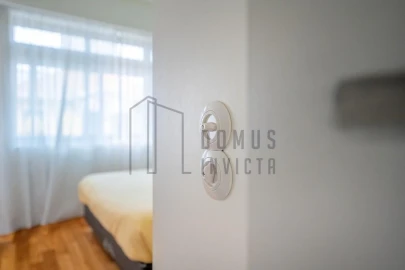 Apartamento T2 para Venda em Lordelo do Ouro e Massarelos