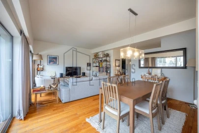 Apartamento T2 para Venda em Lordelo do Ouro e Massarelos