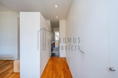 Apartamento T2 para Venda em Lordelo do Ouro e Massarelos
