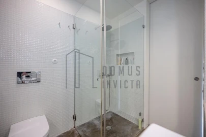 Apartamento T2 para Venda em Lordelo do Ouro e Massarelos