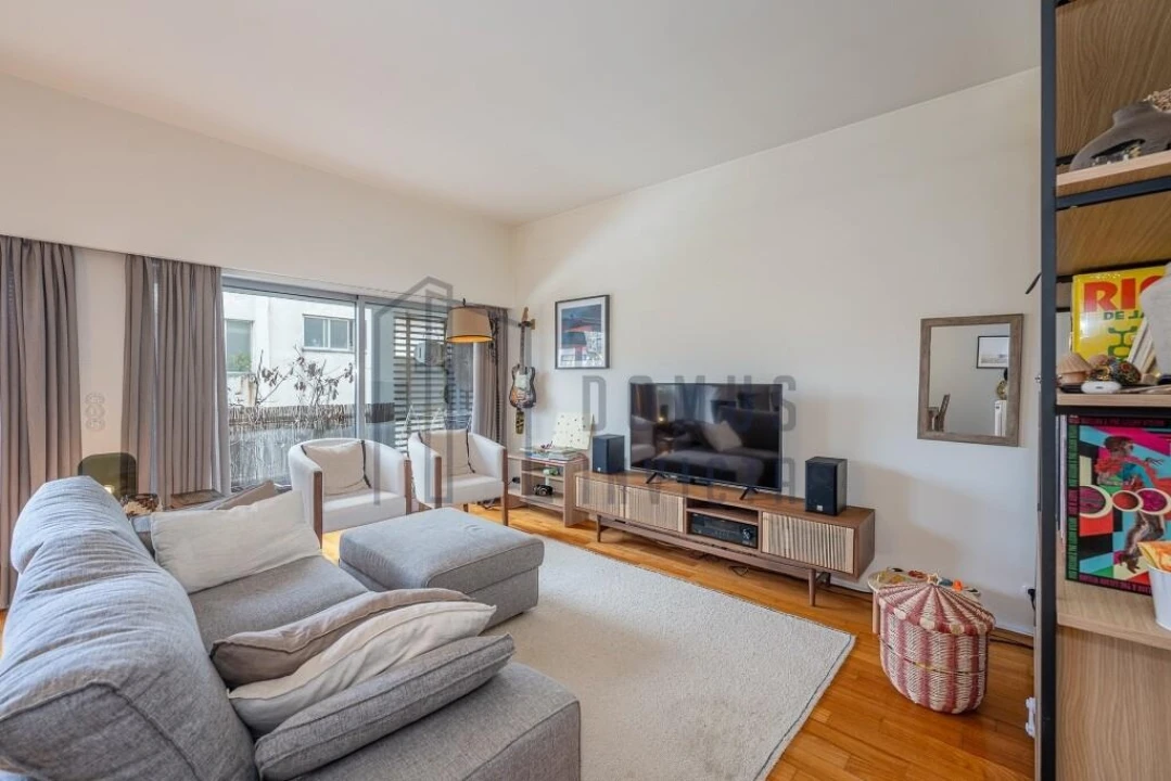 Apartamento T2 para Venda em Lordelo do Ouro e Massarelos Foto 2