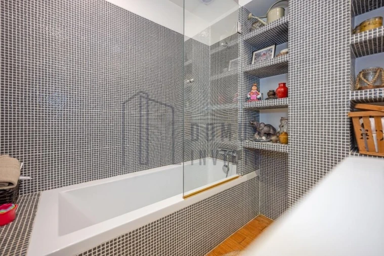 Apartamento T2 para Venda em Lordelo do Ouro e Massarelos Foto 31
