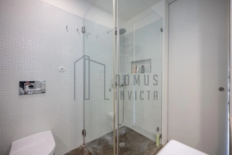 Apartamento T2 para Venda em Lordelo do Ouro e Massarelos Foto 26