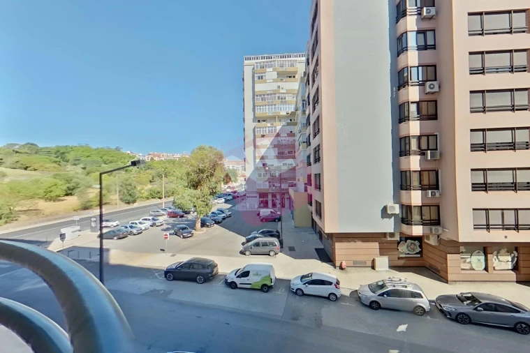 Apartamento T2 para Venda em São Domingos de Benfica Foto 39