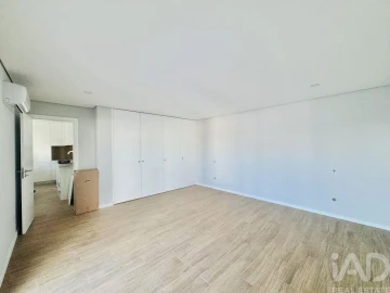 Moradia para Venda em Fernao Ferro