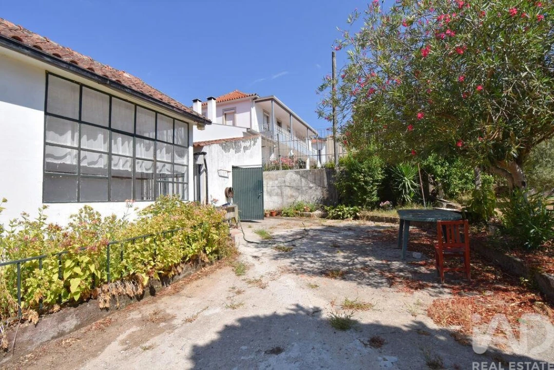 Moradia T3 para Venda em São Miguel, Santa Eufémia e Rabaçal Foto 3