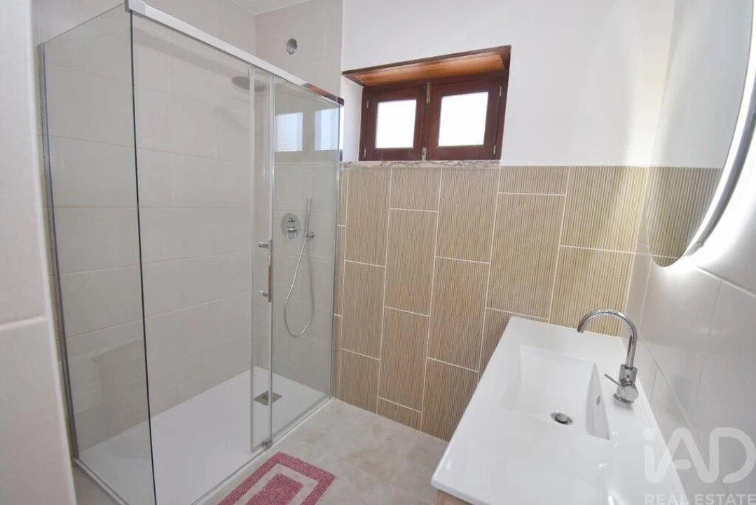 Moradia T3 para Venda em São Miguel, Santa Eufémia e Rabaçal Foto 10