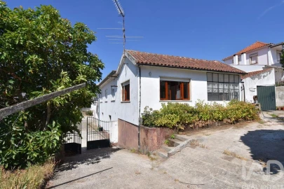 Moradia T3 para Venda em São Miguel, Santa Eufémia e Rabaçal