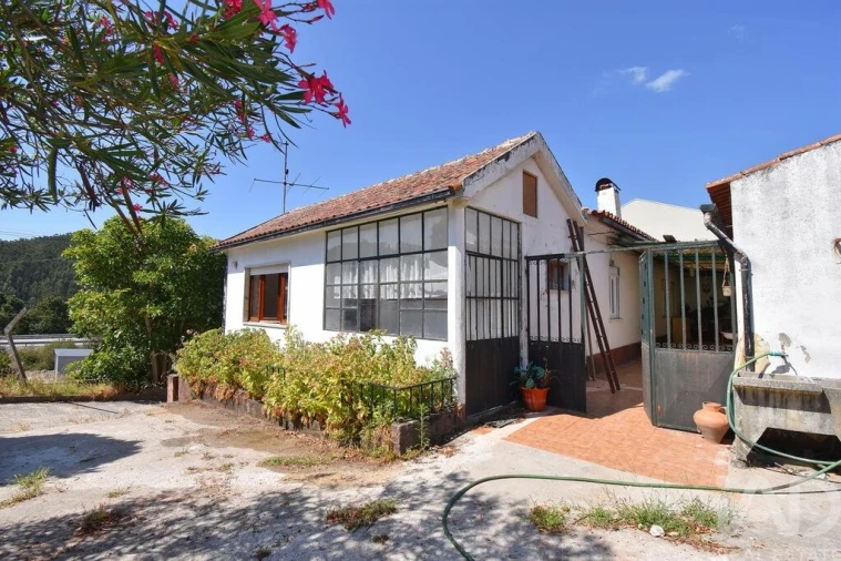 Moradia T3 para Venda em São Miguel, Santa Eufémia e Rabaçal Foto 4