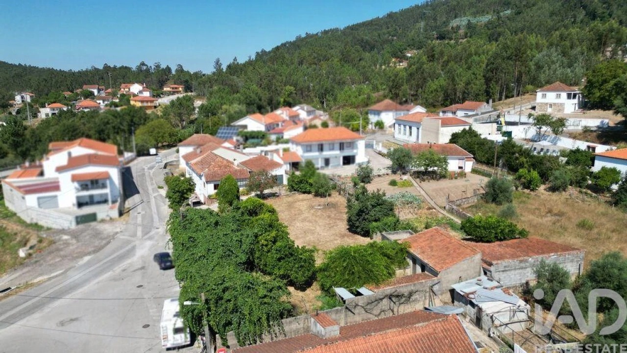 Moradia T3 para Venda em São Miguel, Santa Eufémia e Rabaçal Foto 32