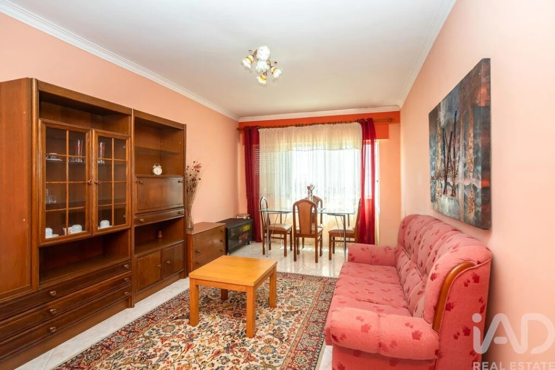 Apartamento T2 para Venda em Amora Foto 7