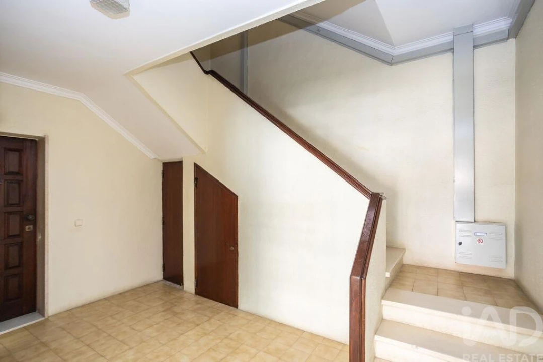 Apartamento T2 para Venda em Amora Foto 5