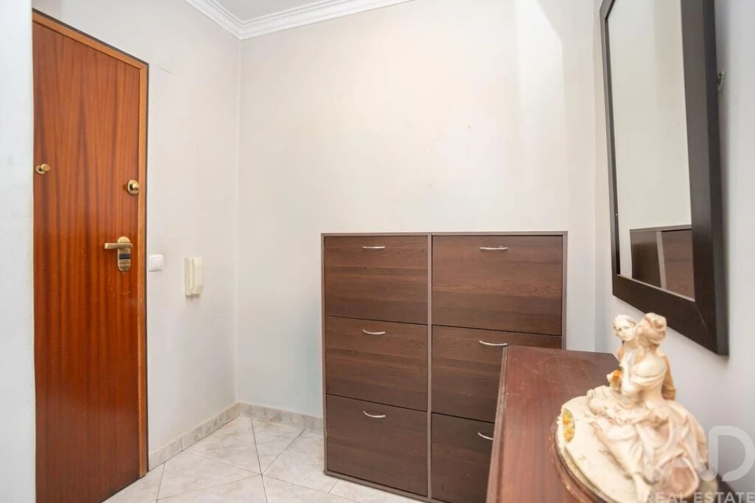 Apartamento T2 para Venda em Amora Foto 6