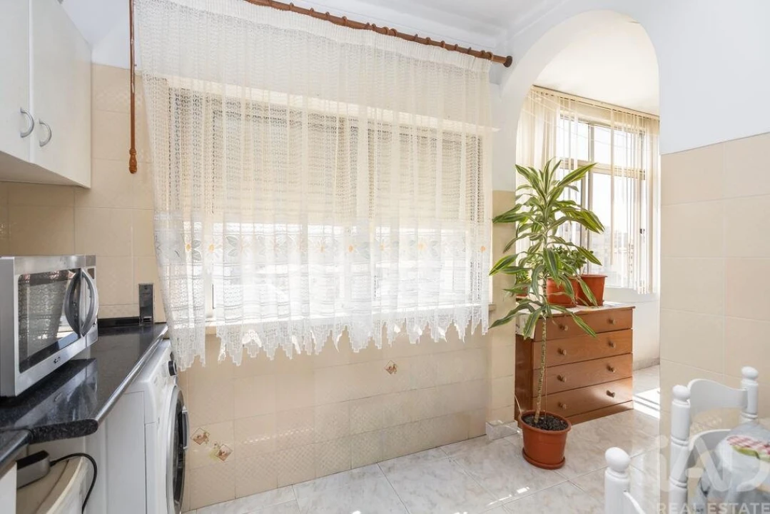 Apartamento T2 para Venda em Amora Foto 18