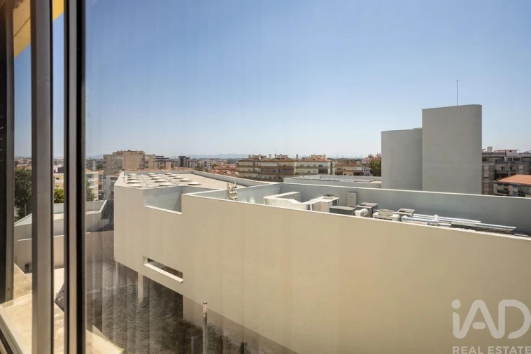 Apartamento T2 para Venda em Amora Foto 10