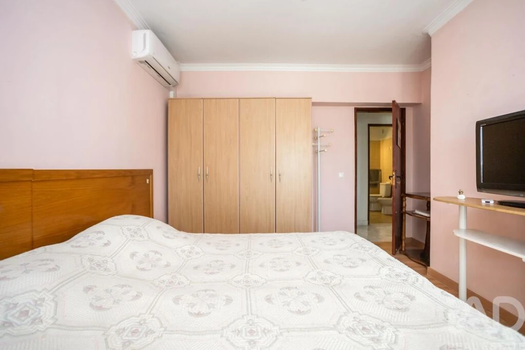 Apartamento T2 para Venda em Amora Foto 25