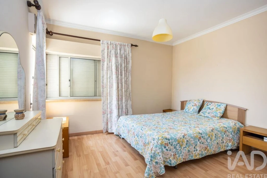 Apartamento T2 para Venda em Amora Foto 26
