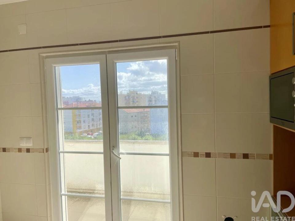 Apartamento T2 para Venda em Peniche Foto 7