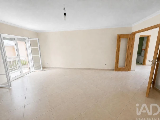 Apartamento T2 para Venda em Peniche Foto 16